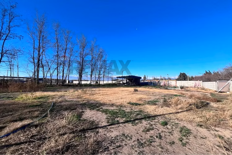 5.000 mts2 terreno con quincho y piscina - Imagen 9