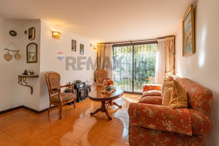 Casa 261 m2 totales/año 1958. ñuñoa