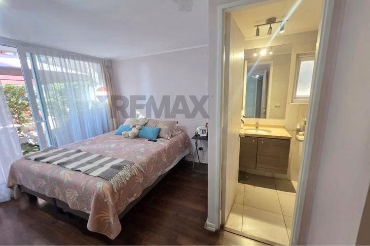 Depto 3d 2b en primer piso con gran patio privado