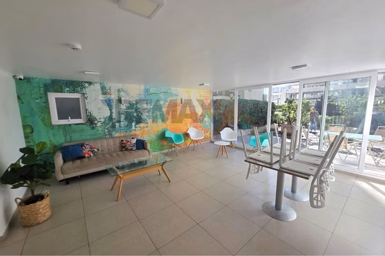 Depto 3d 2b en primer piso con gran patio privado