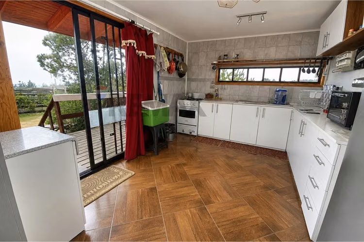 Venta de parcela en algarrobo. 3d y 1b