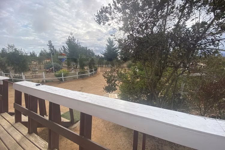 Venta de parcela en algarrobo. 3d y 1b