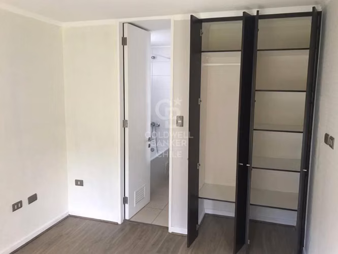 Excelente departamento cerca de Parque Ecuador y servicios