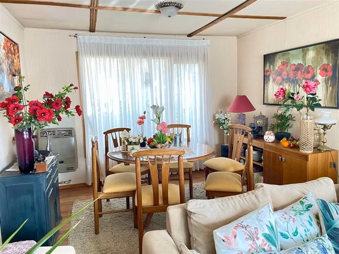 PROPIEDAD SECTOR NORTE CON 4D 2B, BARRIO RESIDENCIAL