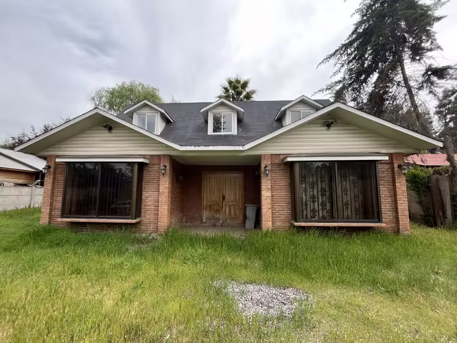 EN VENTA DE PARCELA EN ISLA DE MAIPO, CAMINO EL CASTILLO, 6D 3B 3E 1BODEGA. TERRENO 2000 MTS2 200 MTS2 CONTRUCCION