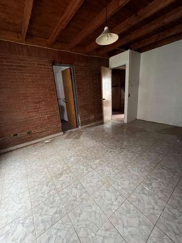 VENTA DE PARCELA EN ISLA DE MAIPO, CAMINO EL CASTILLO, 6D 3B 3E 1BODEGA. TERRENO 2000 MTS2 200 MTS2 CONTRUCCION