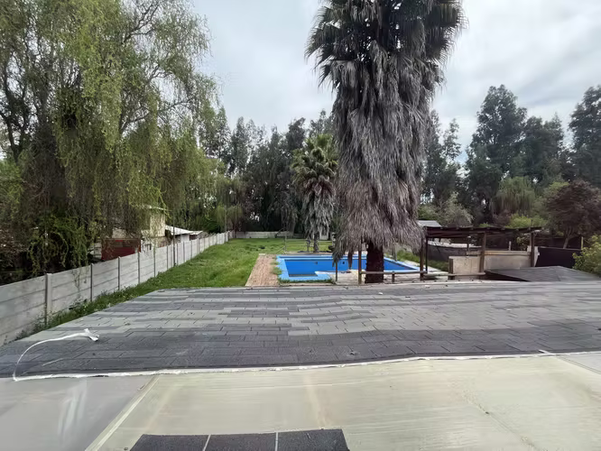 EN VENTA DE PARCELA EN ISLA DE MAIPO, CAMINO EL CASTILLO, 6D 3B 3E 1BODEGA. TERRENO 2000 MTS2 200 MTS2 CONTRUCCION