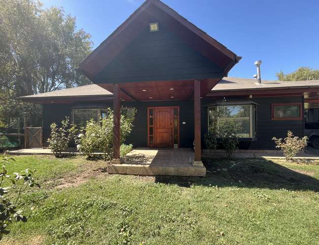 VENTA DE PARCELA EN ISLA DE MAIPO, SECTOR  CARAMPANGUE , 2D 2B 4E 1BODEGA. 5000 MTS2