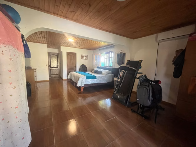 PARCELA CON CASA EN  VENTA EN TALAGANTE, SECTOR SAN NICOLÁS – AMPLIA CASA CON PISCINA 5000 MTS2