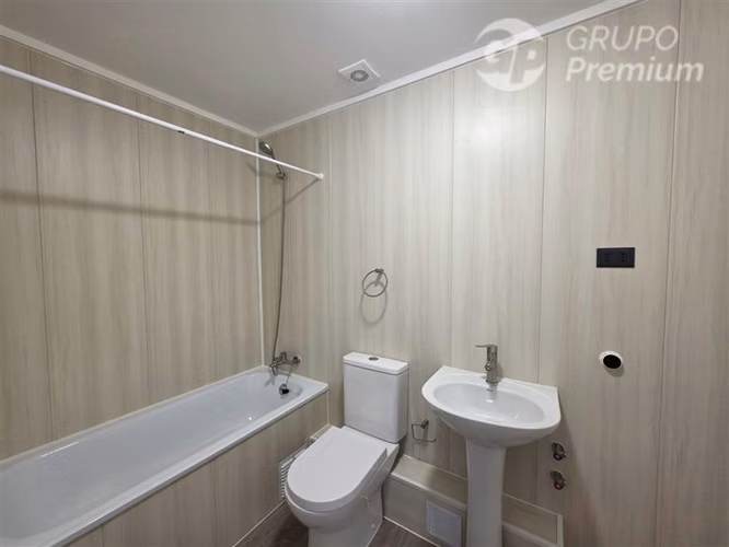 Casa en arriendo de 3 dormitorios en San Pedro de la Paz