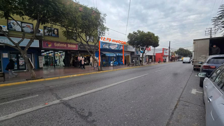 Se Vende Amplia Propiedad Comercial en el Centro de Talagante