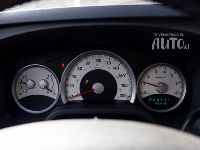 Dodge Dakota Laramie 3.7 2010