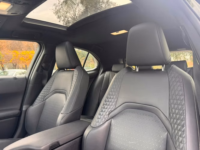 LEXUS UX 200 CVT 2.0 AUT 2021