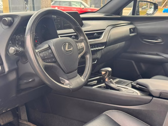 LEXUS UX 200 CVT 2.0 AUT 2021