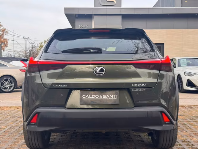 LEXUS UX 200 CVT 2.0 AUT 2021