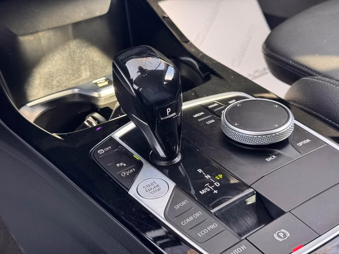 BMW 118I 1.5 AT 2021