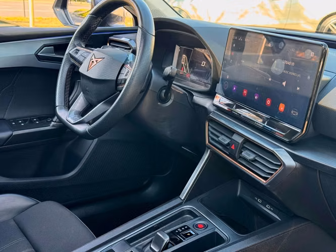 CUPRA LEON 1.4 AUT 2024