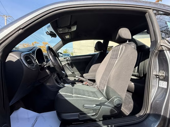 VOLKSWAGEN BEETLE COMFORTLINE 1.4 AT DSG7 2019