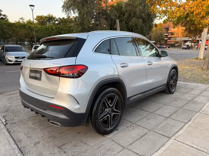 MERCEDES-BENZ GLA 220 1.9 AT DIESEL 4MATIC 2023