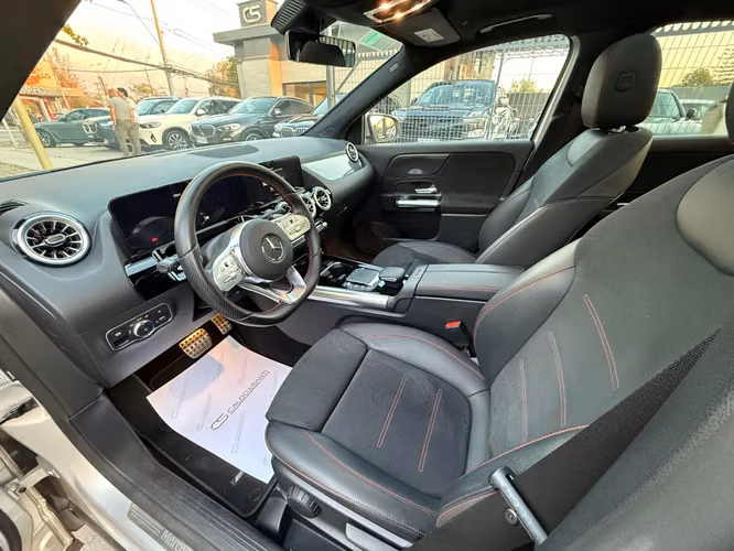 MERCEDES-BENZ GLA 220 1.9 AT DIESEL 4MATIC 2023