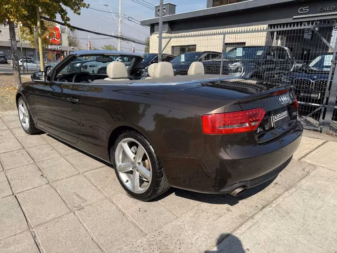 AUDI A5 CABRIOLET 2.0 AT QUATTRO 2012