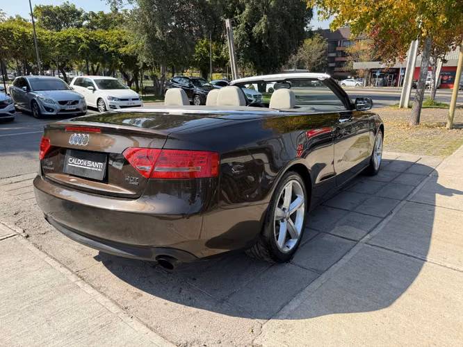 AUDI A5 CABRIOLET 2.0 AT QUATTRO 2012