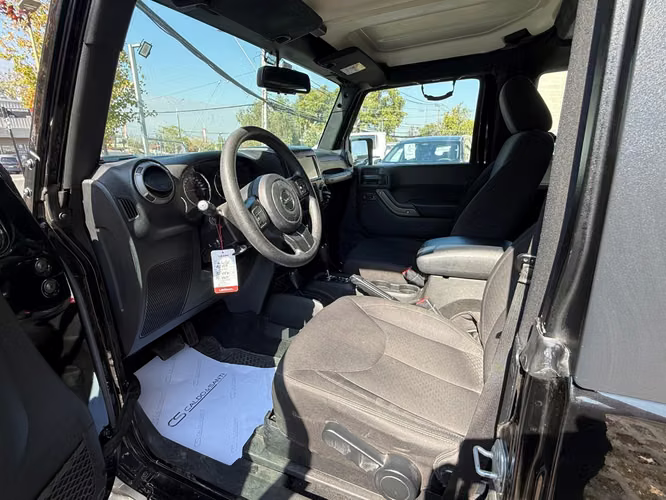 JEEP WRANGLER SPORT 3.6 AT 4X4 2PTAS 2017