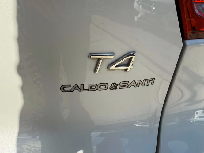 VOLVO XC40 INSCRIPTION T4 2.0 AT  2022