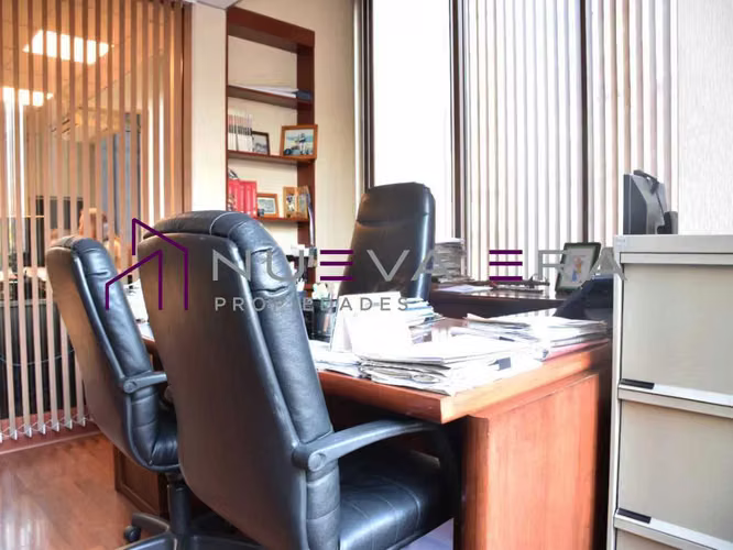 Amplia Oficina de 395 m² en Mac Iver 484 (175689) - Imagen 11