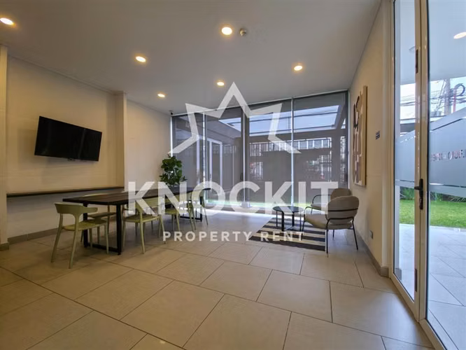 Arriendo Depto Amoblado con Balcón 1D1B en Quinta Normal