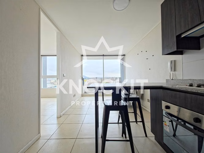 Arriendo Depto Amoblado con Balcón 1D1B en Quinta Normal