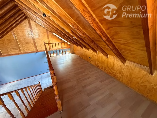 Casa en venta de 5 dorm. en Talagante
