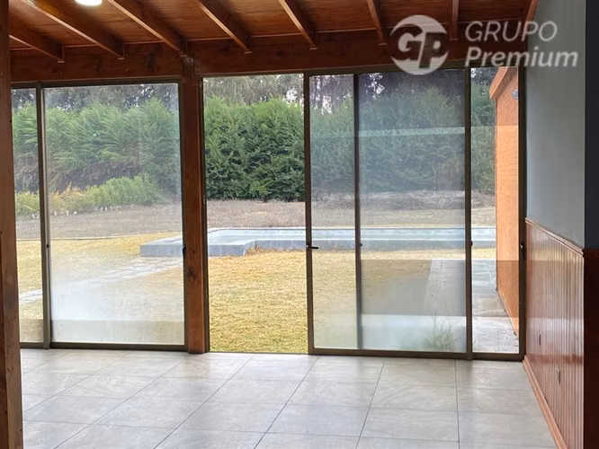 Casa en venta de 5 dorm. en Talagante