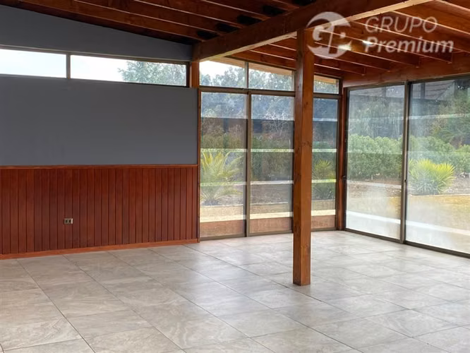 Casa en venta de 5 dorm. en Talagante