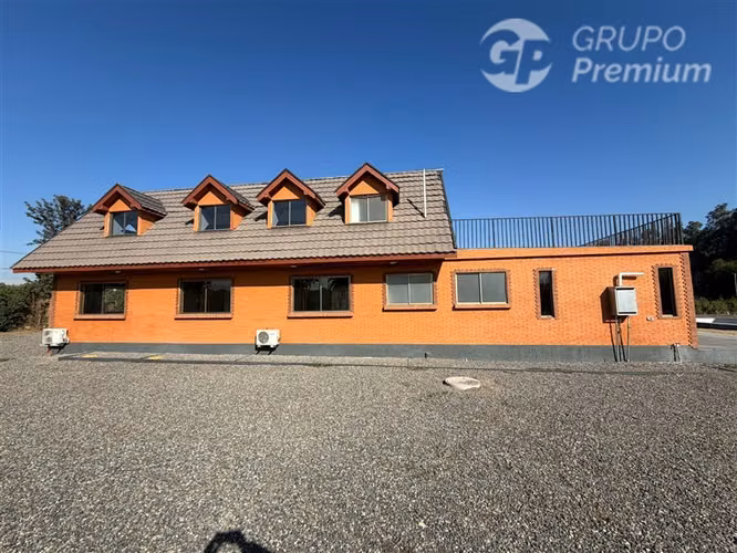 Casa en venta de 5 dorm. en Talagante