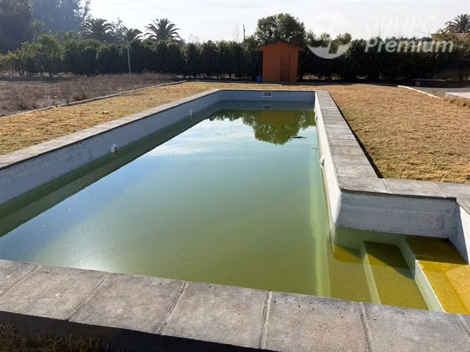 Casa en venta de 5 dorm. en Talagante