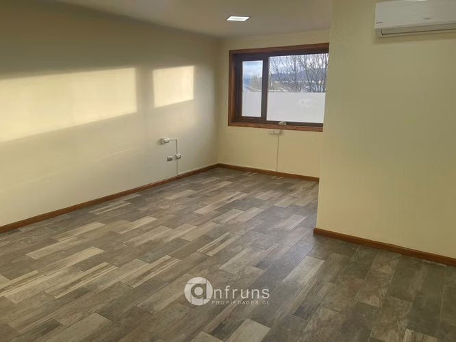 En Arriendo Oficinas en calle Freire, Pleno Centro de Coyhaique