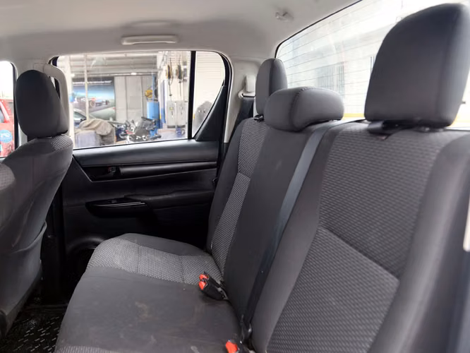 TOYOTA HILUX 2021