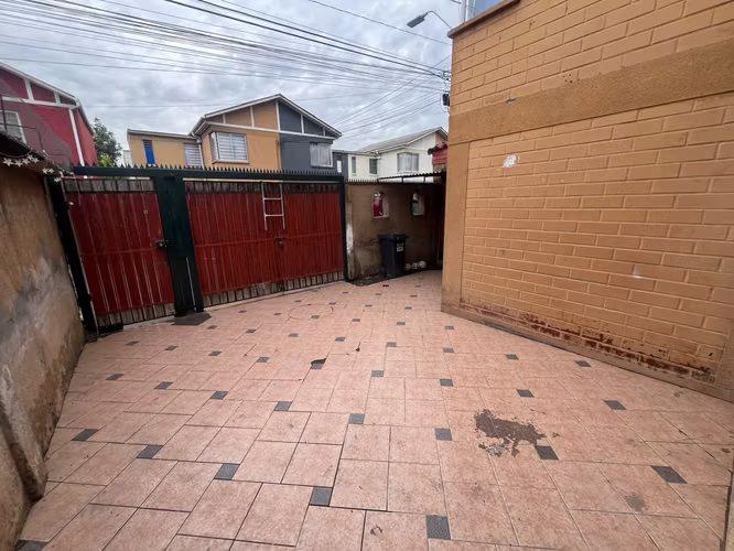 SE VENDE CASA EN QUILICURA VILLA LOS JARDINES RÍO BAMBA 2200 UF