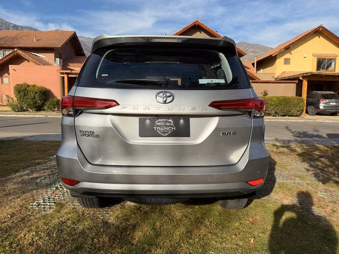 Toyota Fortuner 2023 Impecable, cómo nueva!