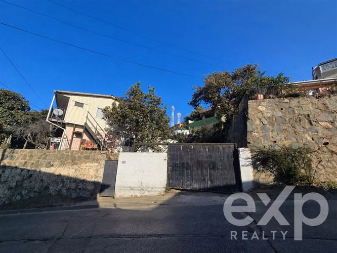 Casa para invertir en forestal bajo 7 dormitorios Viña