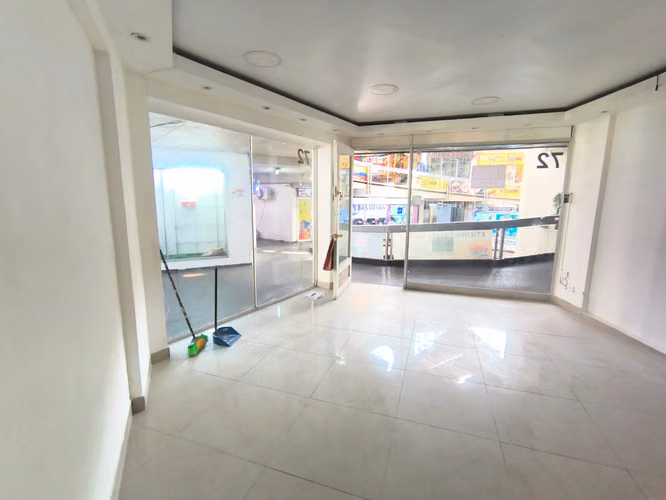 Se Arrienda Local Comercial Paseo Bandera