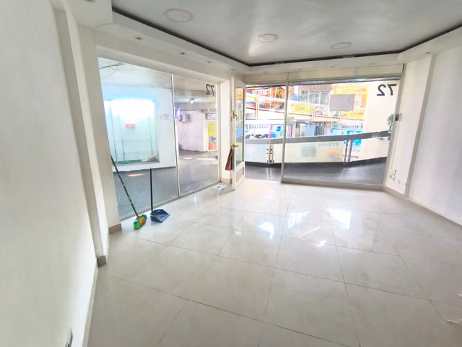 Se Arrienda Local Comercial Paseo Bandera