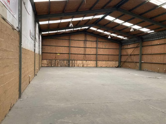 Arriendo Bodega en Puerto Montt (10277)