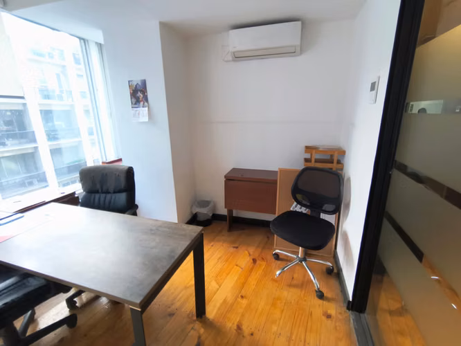 Se Vende Oficina Paseo Huérfanos Con Estado