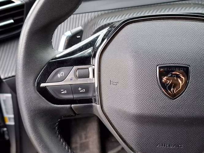 PEUGEOT 2008 2025 - Imagen 11