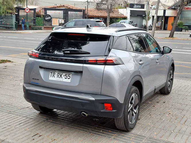 PEUGEOT 2008 2025 - Imagen 6