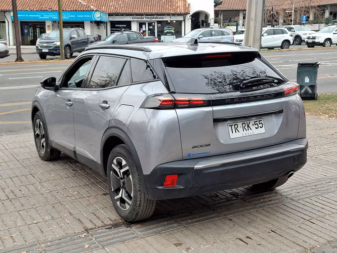 PEUGEOT 2008 2025 - Imagen 4