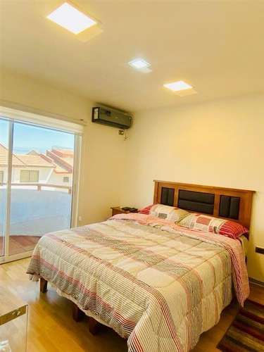 Casa en arriendo de 4 dormitorios en Iquique Condominio
