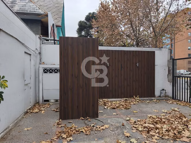Casa comercial en Vitacura